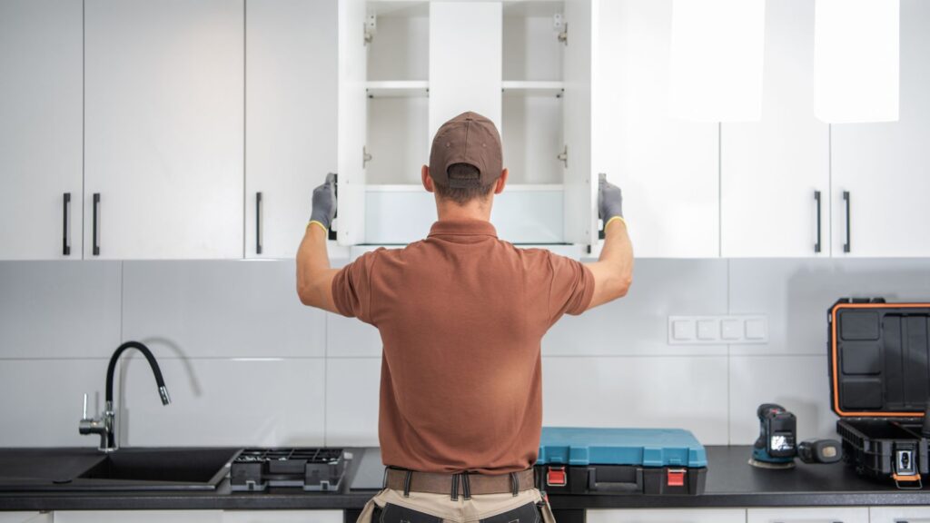 Ensuring Quality and Safety The Role of a Licensed Contractor 1 Ensuring Quality and Safety: The Role of a Licensed Contractor in Springfield, MO Kitchen Remodels